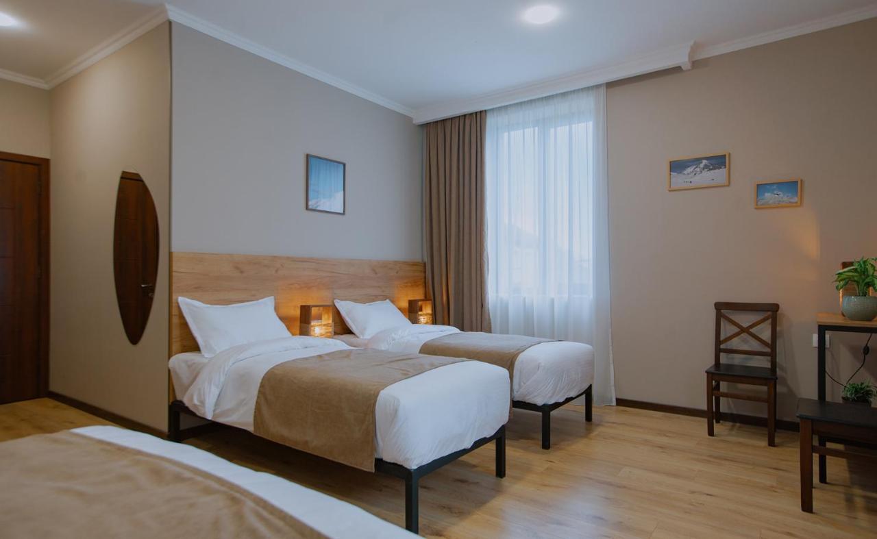 Northgate Hotel Kazbegi Exterior photo